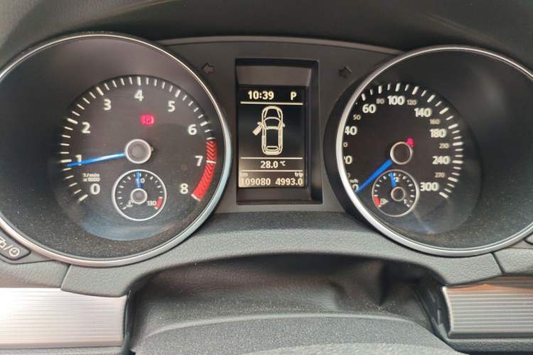 Used Volkswagen Golf 2013 2.0 TSI GTI Convertible Odometer Close Up