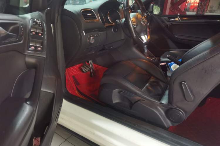 Used Volkswagen Golf 2013 2.0 TSI GTI Convertible Driver Seat