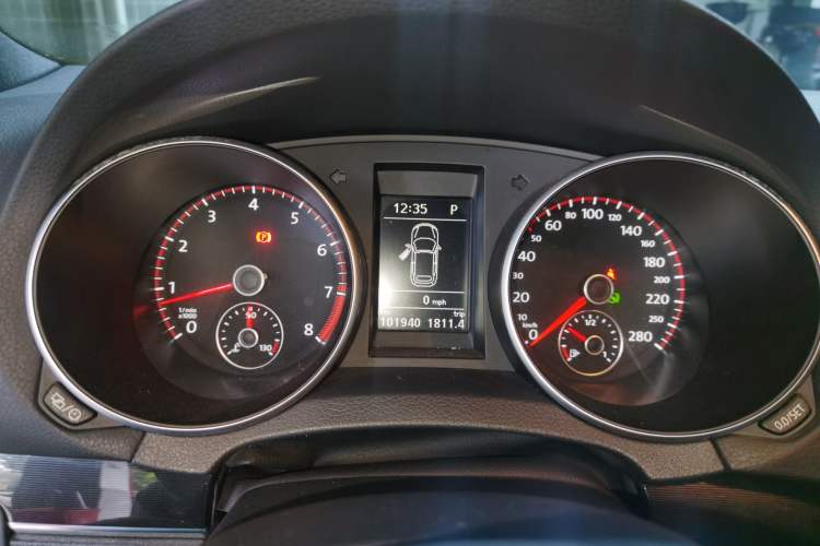 Used Volkswagen Golf 2013 2.0 TSI GTI Convertible Instrument Cluster
