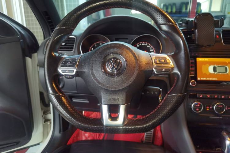 Used Volkswagen Golf 2013 2.0 TSI GTI Convertible Steering Wheel