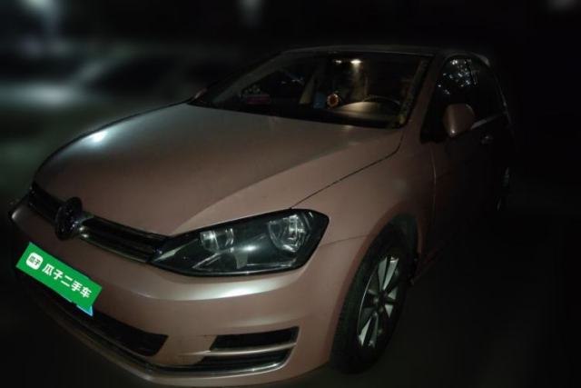 Volkswagen Golf 2014 1.6L Automatic Fashion Model usado