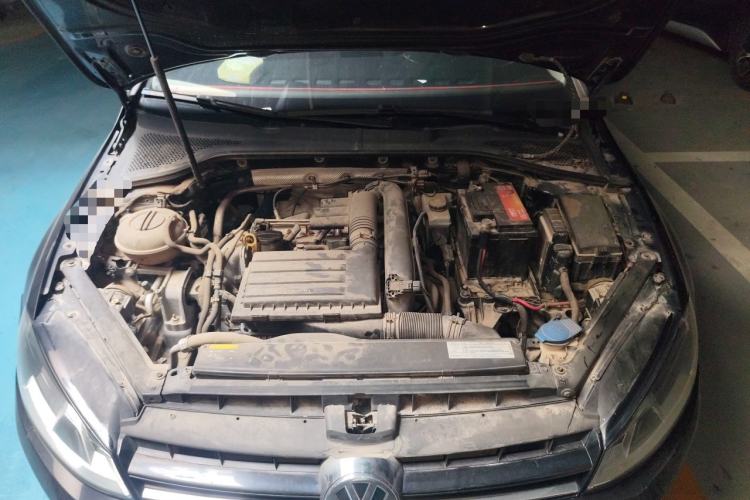 Used Volkswagen Golf 2014 1.4TSI Automatic Comfort Model Engine Bay