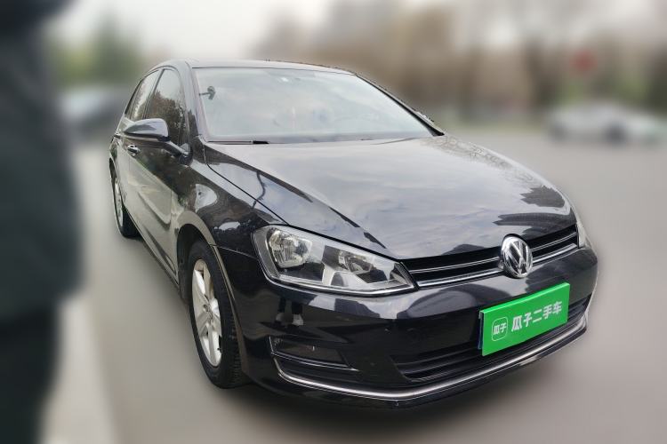Used Volkswagen Golf 2014 1.6L Automatic Comfort Model Front Right 45 Deg