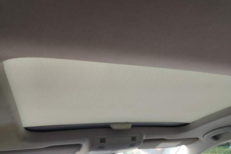 Used Volkswagen Golf 2014 1.6L Automatic Comfort Model Headliner