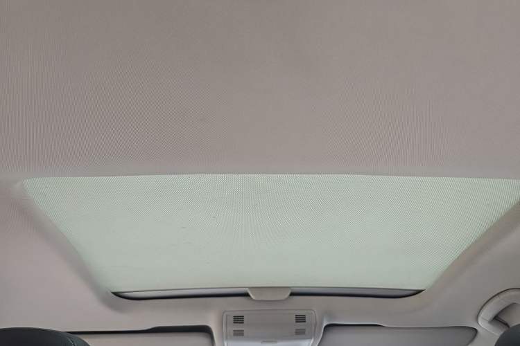 Used Volkswagen Golf 2014 1.6L Automatic Comfort Model Headliner