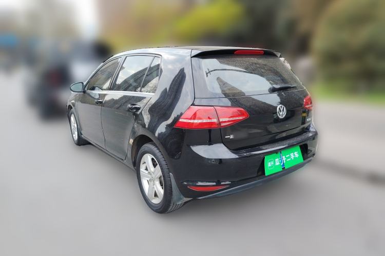 Used Volkswagen Golf 2014 1.6L Automatic Comfort Model Rear Left 45 Deg