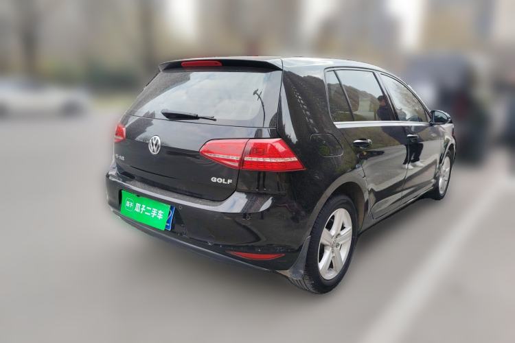 Used Volkswagen Golf 2014 1.6L Automatic Comfort Model Rear Right 45 Deg