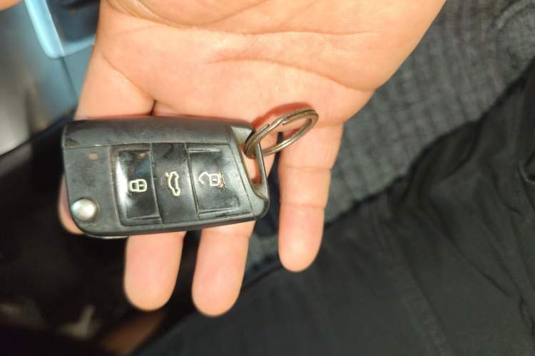 Used Volkswagen Golf 2014 1.4TSI Automatic Comfort Model Vehicle Key