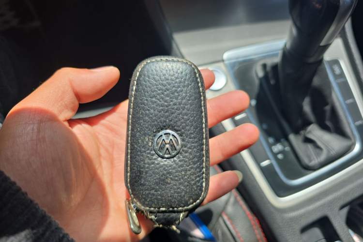 Used Volkswagen Golf 2014 1.6L Automatic Comfort Model Vehicle Key