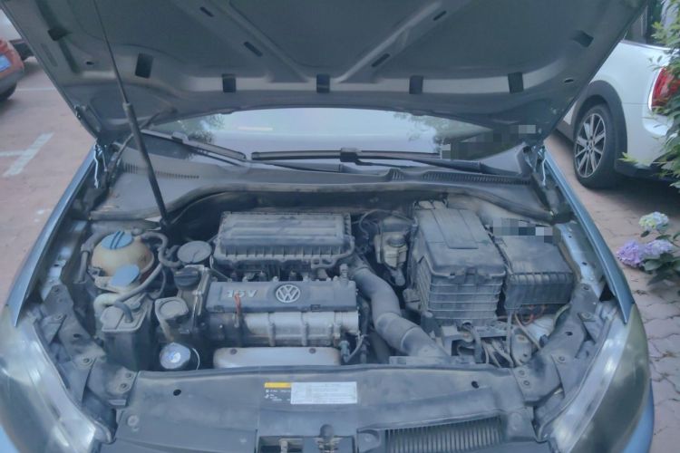 Used Volkswagen Golf 2014 1.6L Automatic Comfort Model Engine Bay
