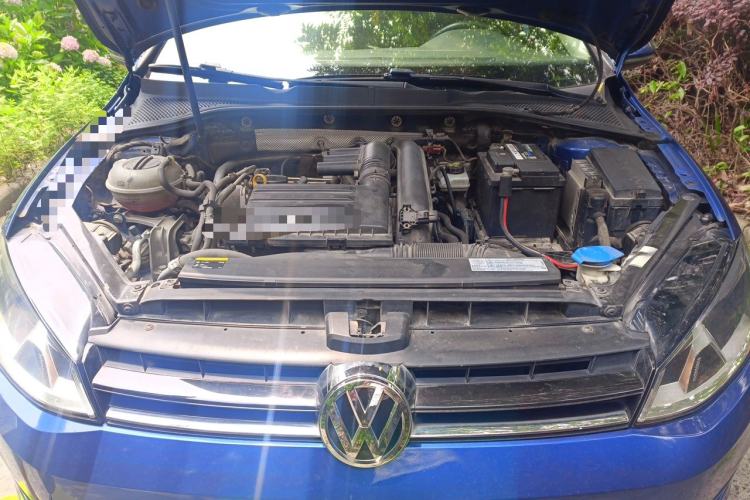 Used Volkswagen Golf 2014 1.4TSI Automatic Comfort Model Engine Bay