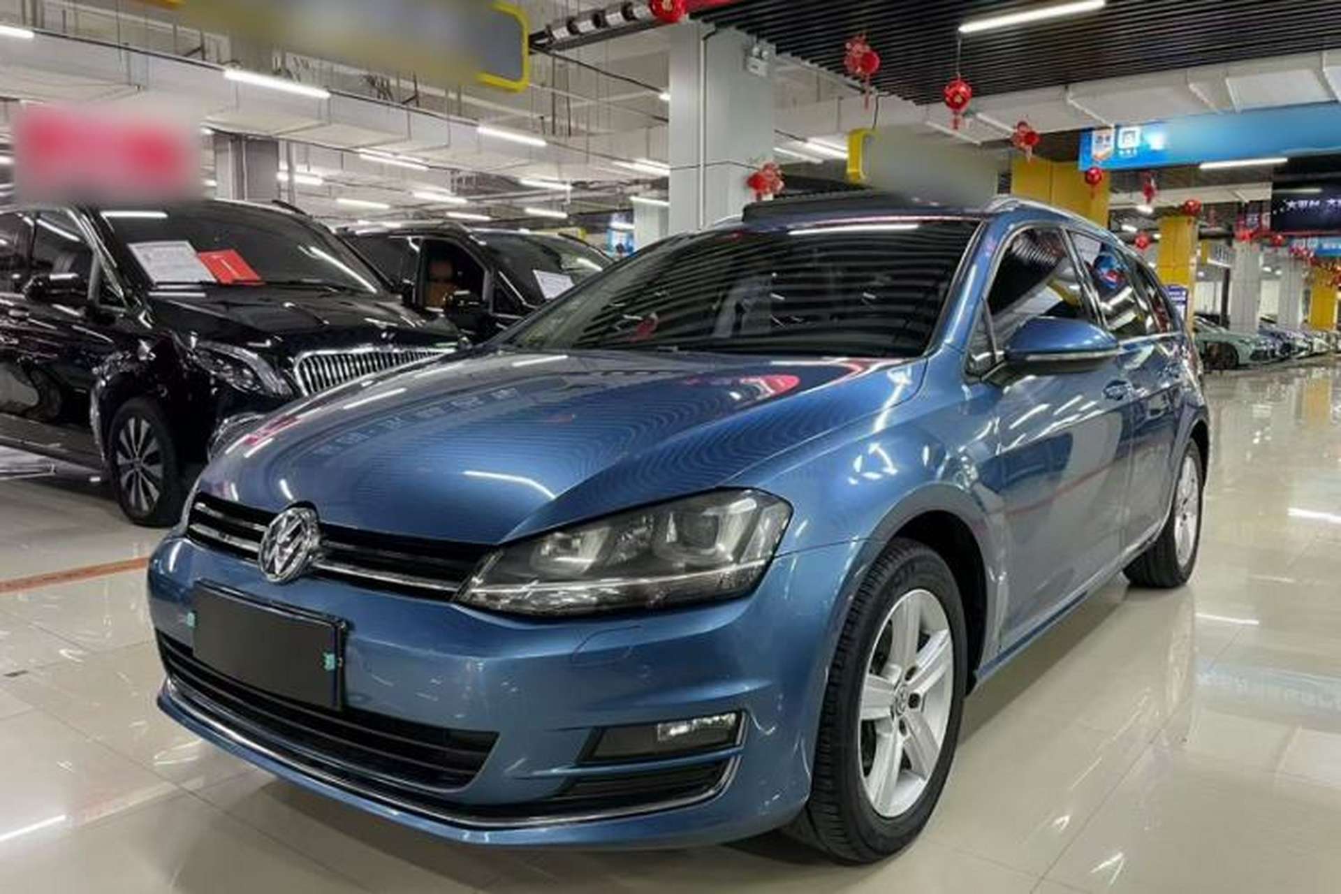 Used Volkswagen Golf 2014 1.4TSI Luxury Travel Edition Front Left 45 Deg