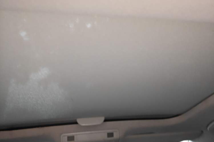 Used Volkswagen Golf 2014 1.4TSI Automatic Luxury Model Headliner