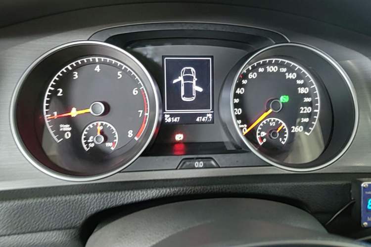 Used Volkswagen Golf 2014 1.4TSI Automatic Comfort Model Instrument Cluster