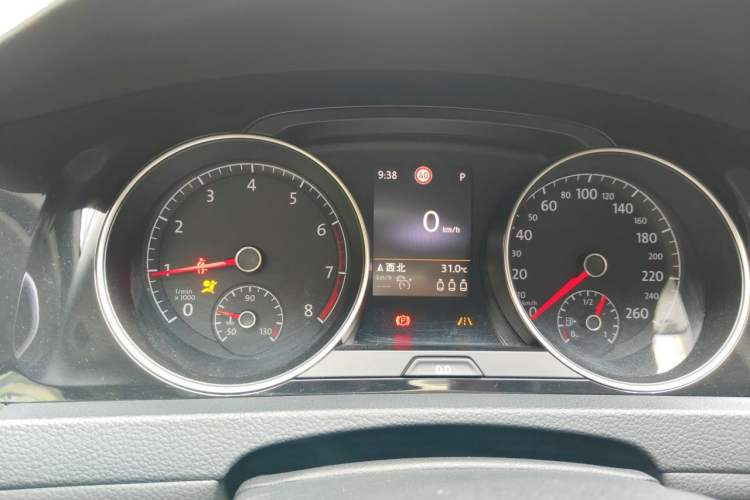 Used Volkswagen Golf 2014 1.4TSI Luxury Travel Edition Instrument Cluster