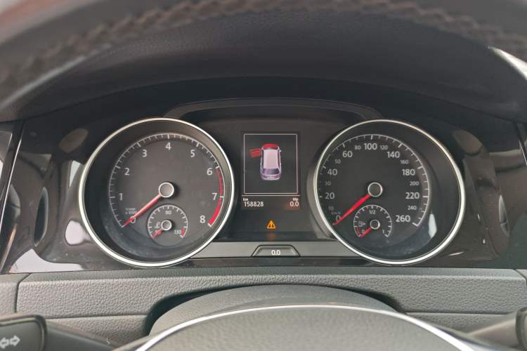 Used Volkswagen Golf 2014 1.4TSI Luxury Travel Edition Instrument Cluster