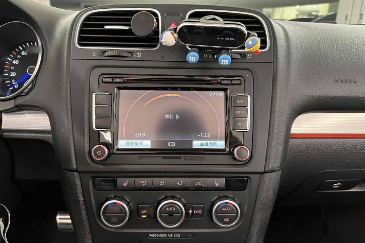 Used Volkswagen Golf 2014 2.0 TSI R Convertible Interior 3