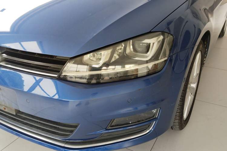 Used Volkswagen Golf 2014 1.4TSI Automatic Luxury Model Left Front Headlight