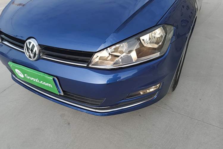 Used Volkswagen Golf 2014 1.6L Automatic Comfort Model Left Front Headlight