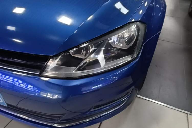Used Volkswagen Golf 2014 1.6L Automatic Fashion Model Left Front Headlight