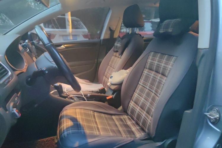 Used Volkswagen Golf 2014 1.6L Automatic Comfort Model Left Front Seat