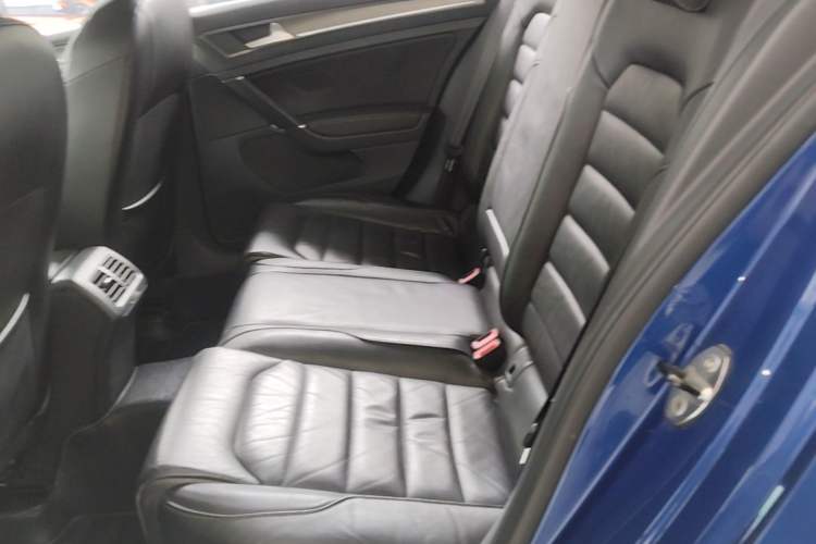Used Volkswagen Golf 2014 1.4TSI Automatic Luxury Model Left Rear Seat
