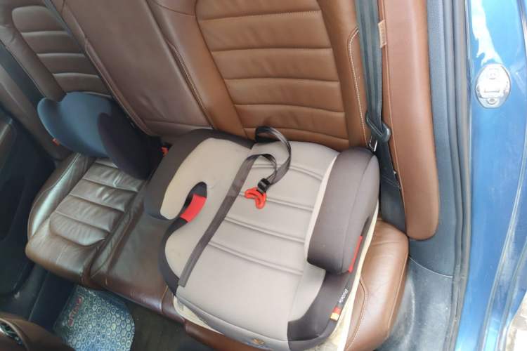 Used Volkswagen Golf 2014 1.4TSI Luxury Travel Edition Left Rear Seat