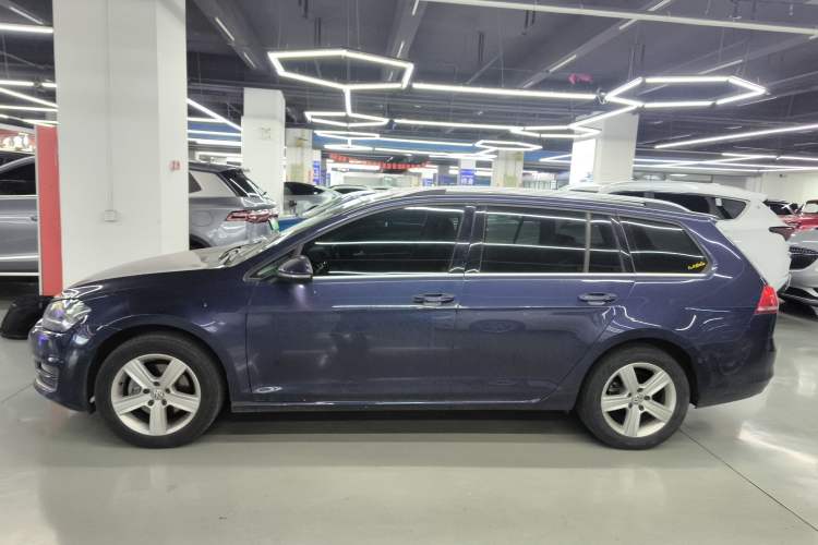 Used Volkswagen Golf 2014 1.4TSI Luxury Travel Edition Left Side