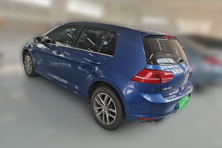 Used Volkswagen Golf 2014 1.4TSI Automatic Flagship Model Rear Left 45 Deg