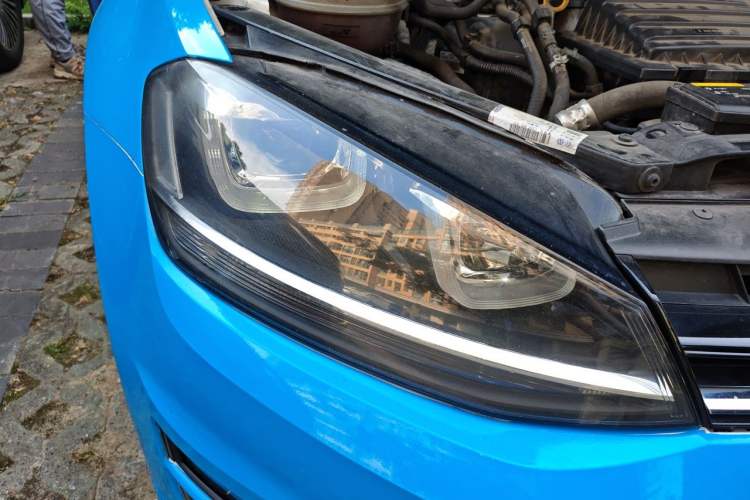 Used Volkswagen Golf 2014 1.4TSI Automatic Comfort Model Right Front Headlight