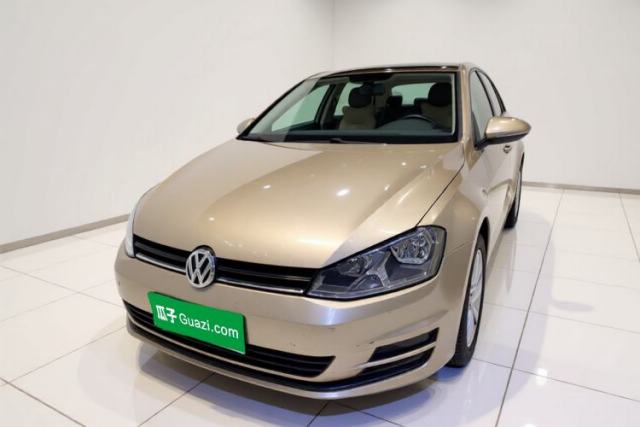 Ojetý Volkswagen Golf 2014 1.4TSI Automatic Comfort Model