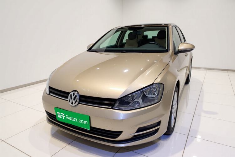 Gebrauchter Volkswagen Golf 2014 1.4TSI Automatic Comfort Model Guazi used car, China used car export, Used car for sale, Used cars, Cheapest cars for sale
