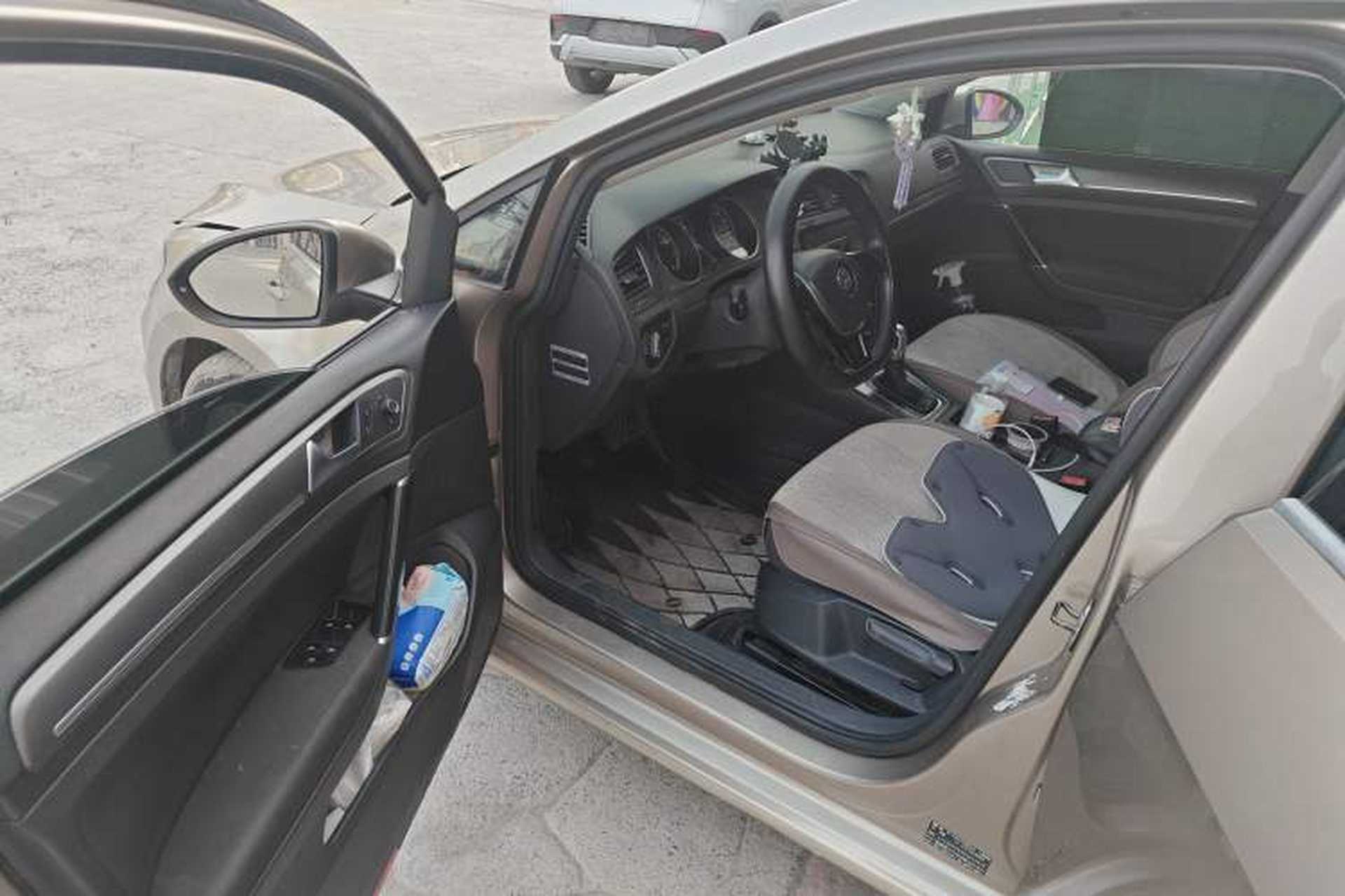 Used Volkswagen Golf 2014 1.4TSI Automatic Comfort Model Driver Seat