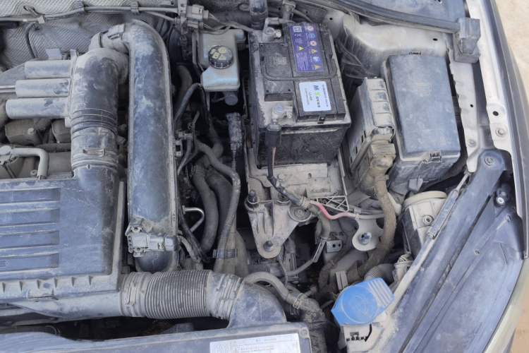 Used Volkswagen Golf 2014 1.4TSI Automatic Comfort Model Engine Bay Left