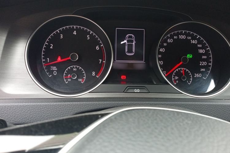 Used Volkswagen Golf 2014 1.4TSI Automatic Comfort Model Instrument Cluster