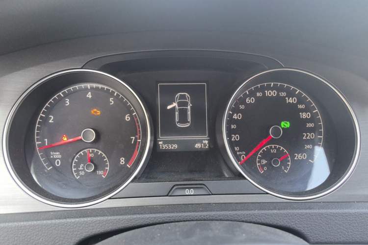 Used Volkswagen Golf 2014 1.4TSI Automatic Comfort Model Instrument Cluster
