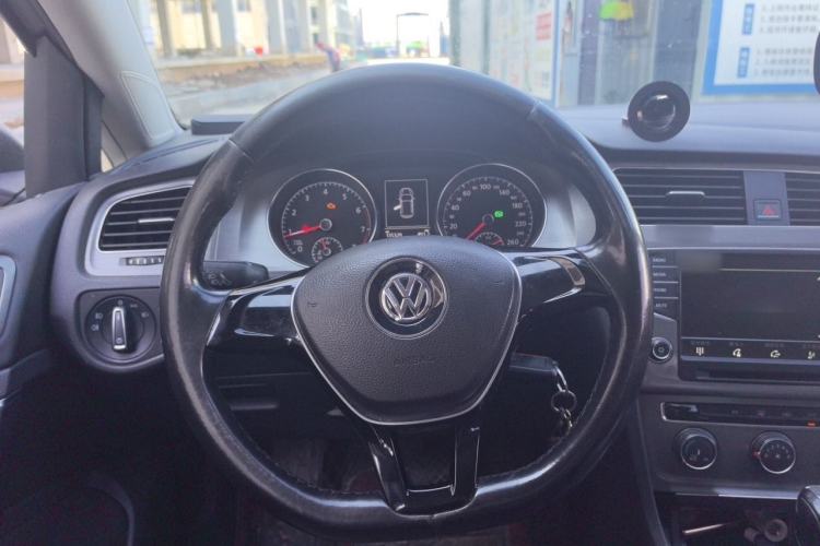 Used Volkswagen Golf 2014 1.4TSI Automatic Comfort Model Steering Wheel