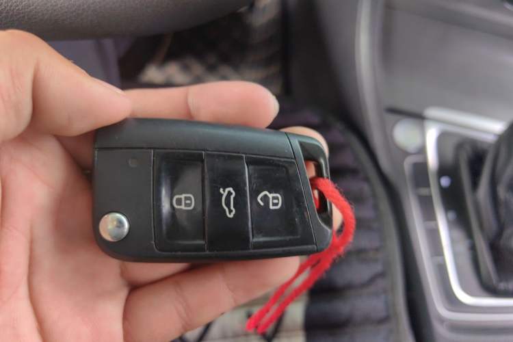 Used Volkswagen Golf 2014 1.4TSI Automatic Luxury Model Vehicle Key
