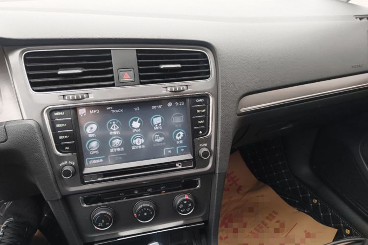 Used Volkswagen Golf 2014 1.4TSI Automatic Comfort Model Audio And AC Panel