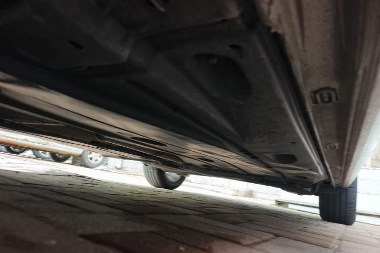 Used Volkswagen Golf 2014 1.6L Automatic Comfort Model Chassis Front Left