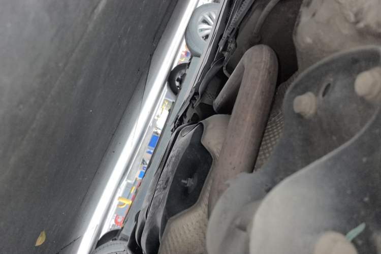Used Volkswagen Golf 2014 1.6L Automatic Comfort Model Chassis Rear Left
