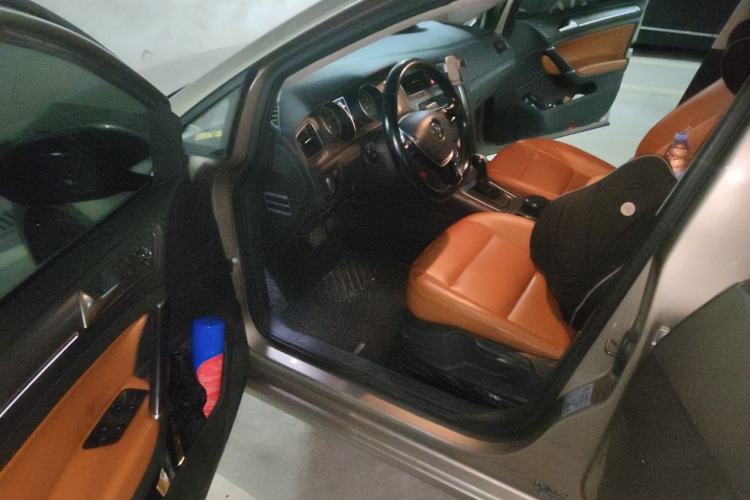 Used Volkswagen Golf 2014 1.6L Automatic Comfort Model Driver Seat