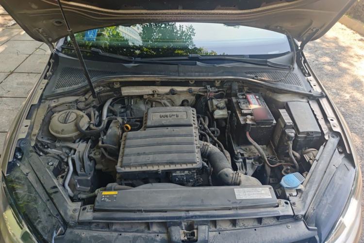 Used Volkswagen Golf 2014 1.6L Automatic Comfort Model Engine Bay