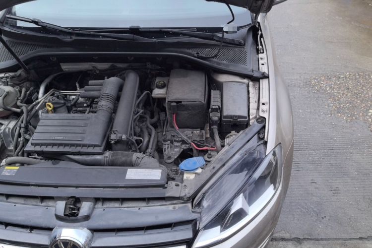 Used Volkswagen Golf 2014 1.4TSI Automatic Luxury Model Engine Bay Left