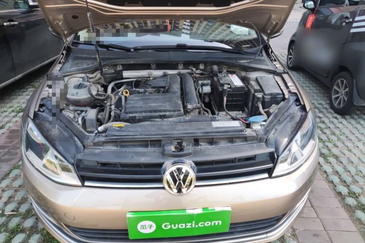 Used Volkswagen Golf 2014 1.4 TSI Manual Comfort Model Engine Bay