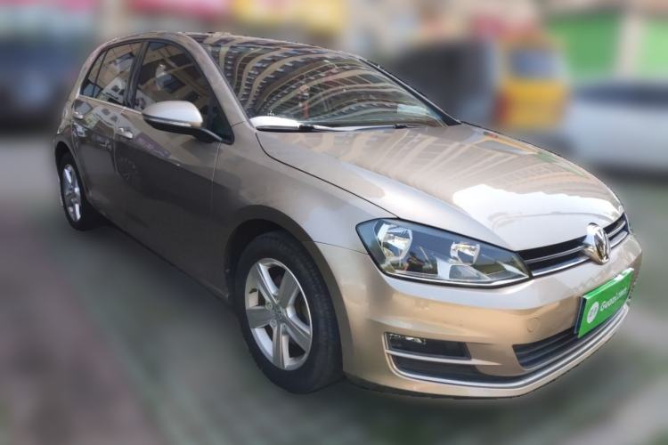 Used Volkswagen Golf 2014 1.4 TSI Manual Comfort Model Front Right 45 Deg