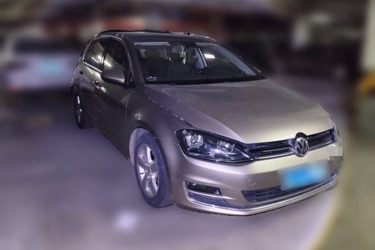 Used Volkswagen Golf 2014 1.4 TSI Manual Comfort Model Front Right 45 Deg