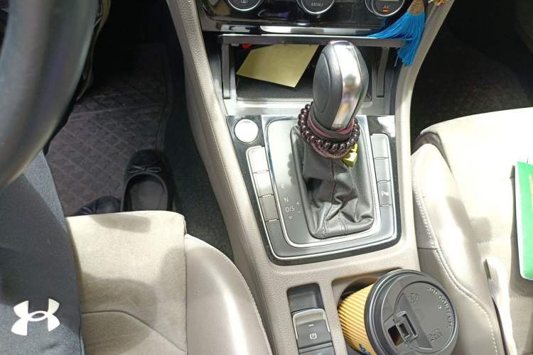 Used Volkswagen Golf 2014 1.4TSI Automatic Flagship Model Gear Lever