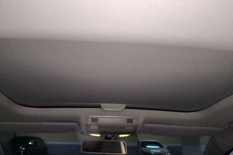 Used Volkswagen Golf 2014 1.4TSI Automatic Comfort Model Headliner