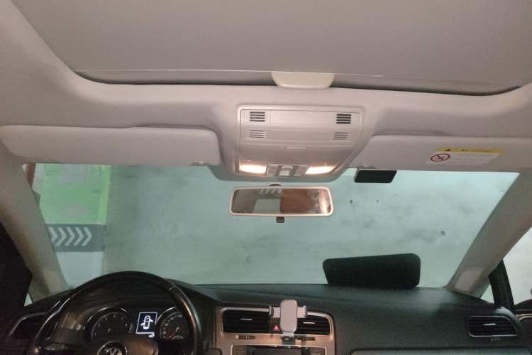 Used Volkswagen Golf 2014 1.6L Automatic Comfort Model Headliner